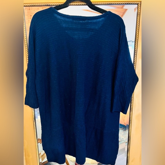 Brand:Subtle Luxury women’s 100% cashmere sweater navy blue never worn - Picture 8 of 9